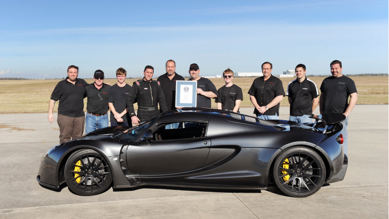 Illustration for article titled Watch The Hennessey Venom GT Shatter Two World Speed Records